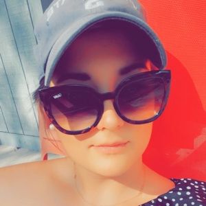 Meet your Posher, Kristin